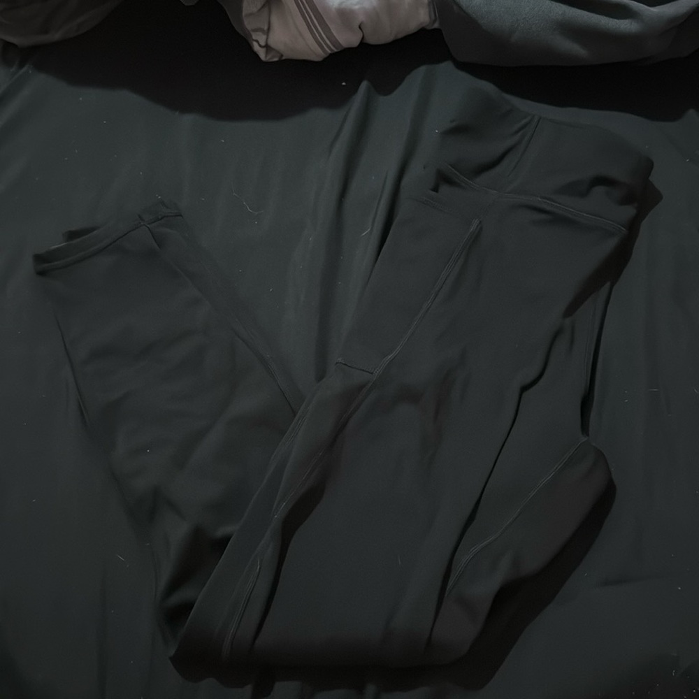 Black Extra Warm Leggings. Size small. Members Mark!